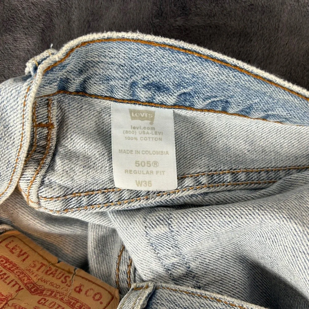 Levi's 505 Denim Shorts Mens W36 Light Blue Distressed Regular Fit